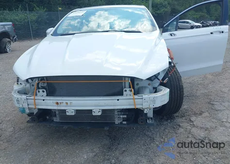 2017 Ford Fusion Energi Se Luxury из США, поврежденный, VIN 3FA6P0PU2HR136355